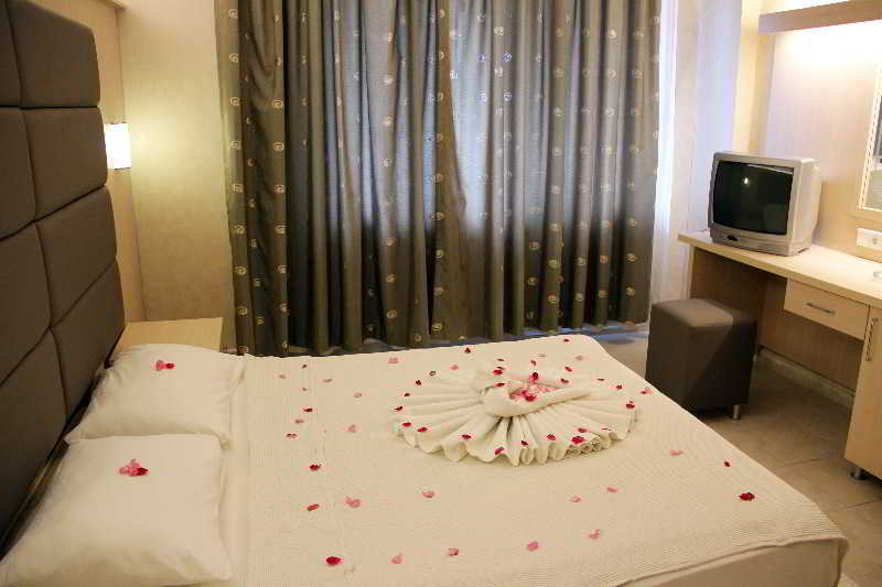 Ozcan Beach Hotel Turunç Buitenkant foto